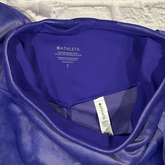 Athleta Elation Velvet Tight|S paired with Velvet Cut-Out Crop D-DD in Small - Picture 6 of 11